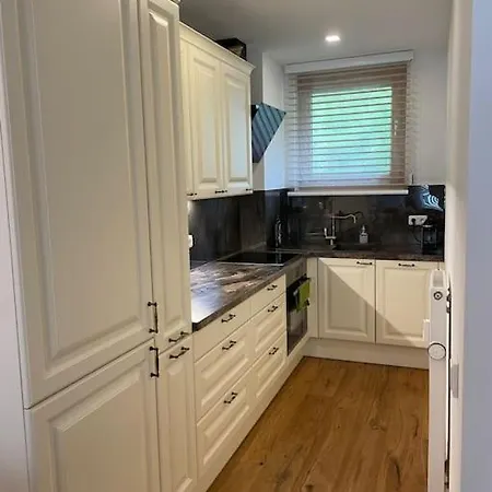 Seenaehe Mit Gratis Tiefgaragenplatz Seewalchen am Attersee